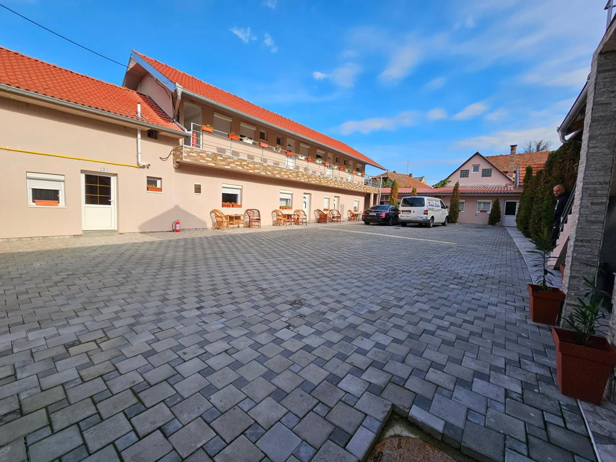 Rooms Stefan 수보티차 외부 사진